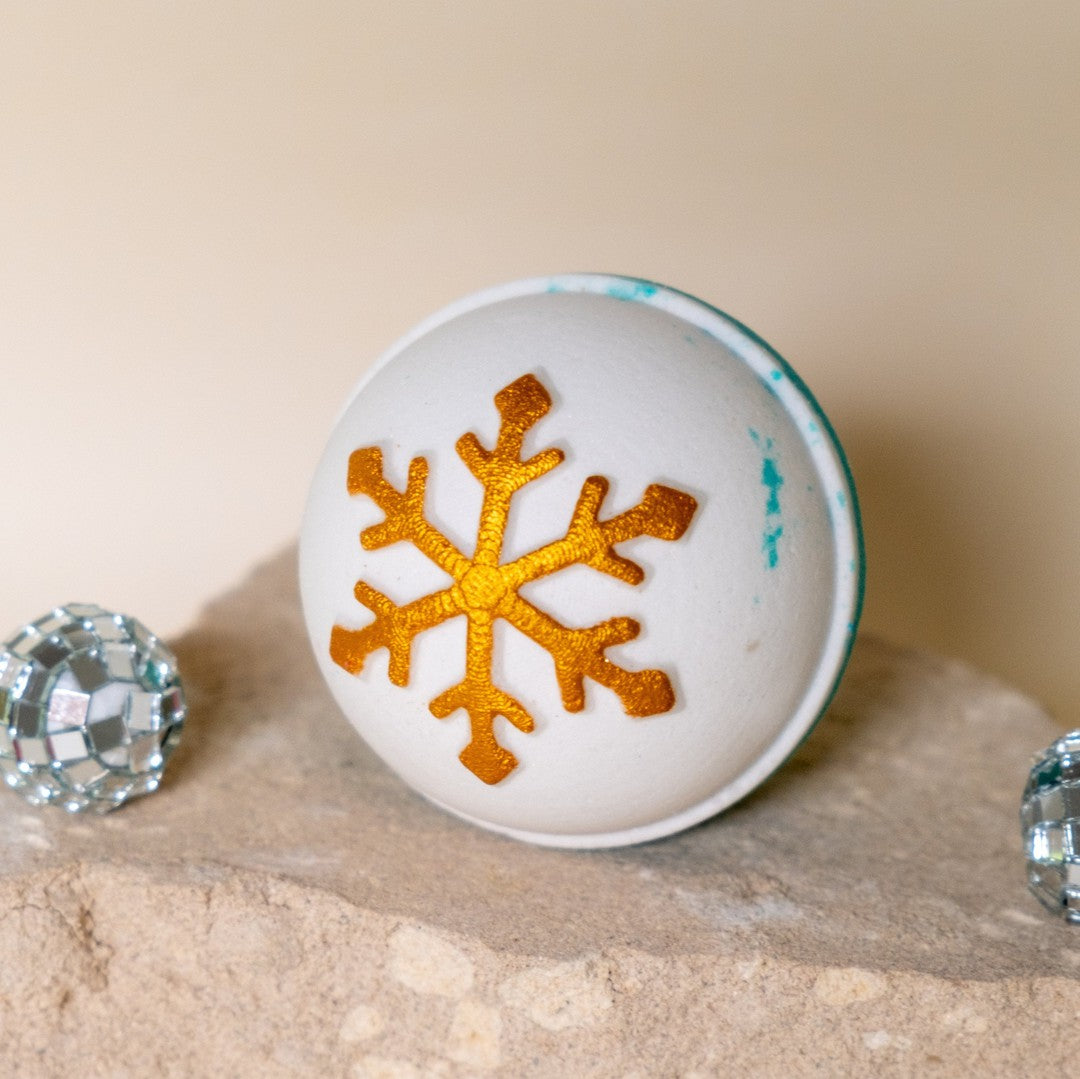 Golden Snowflake - Bath Bomb-Luxury Bath Bomb-Elena Bath and Body-natural-chemical-free-bath-bombs-for-kids-made-in-australia