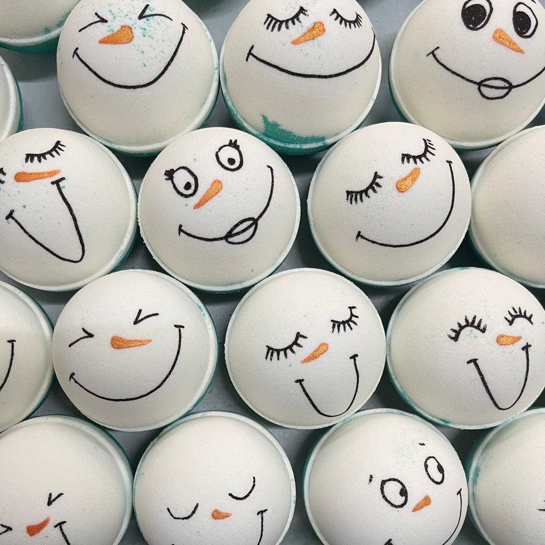 Snowman - Bath Bomb-Luxury Bath Bomb-Elena Bath and Body-natural-chemical-free-bath-bombs-for-kids-made-in-australia