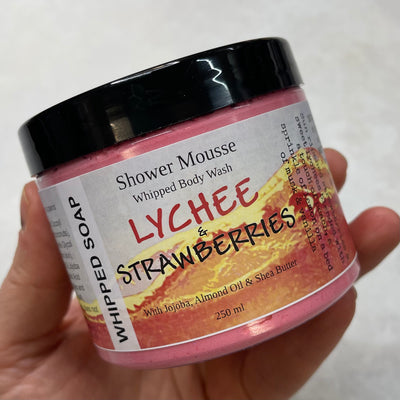Lychee & Strawberries Shower Mousse